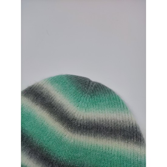 Thin Line Gradient Knitted Hat