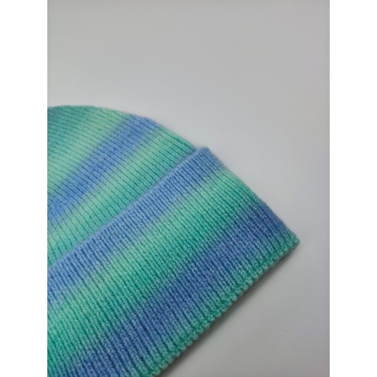 Thin Line Gradient Knitted Hat