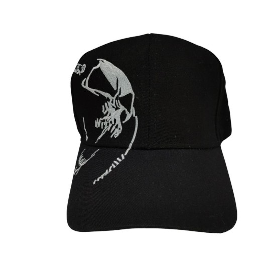 Black skull embroidered baseball cap