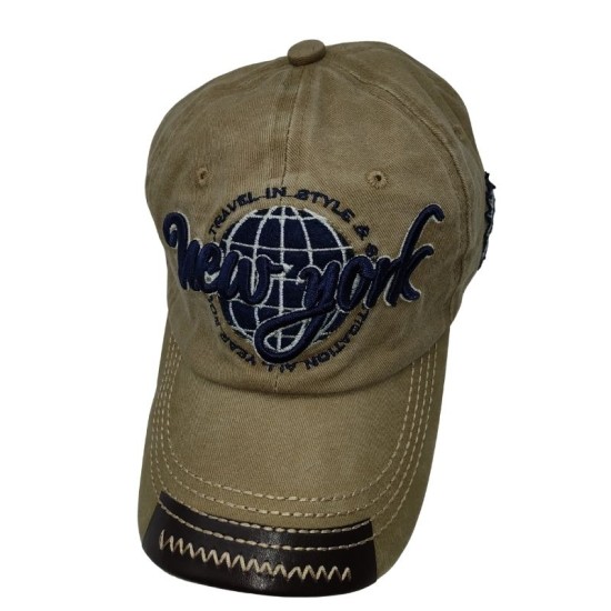 Baseball cap with khaki letters