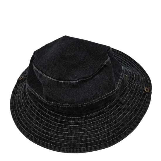 Black hiking hat